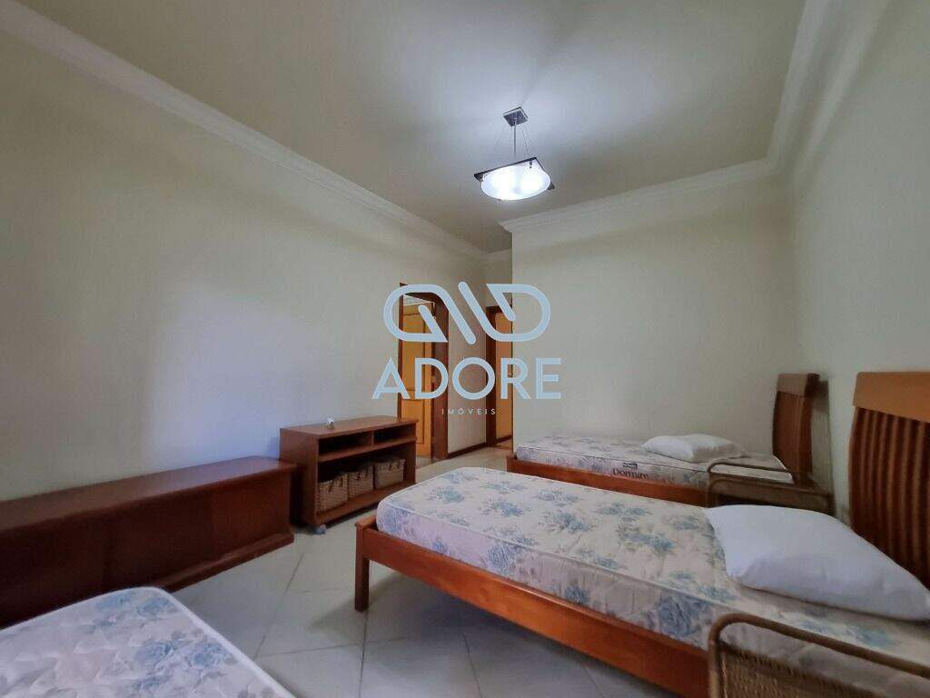 Casa de Condomínio à venda no Parque Village Castelo: 