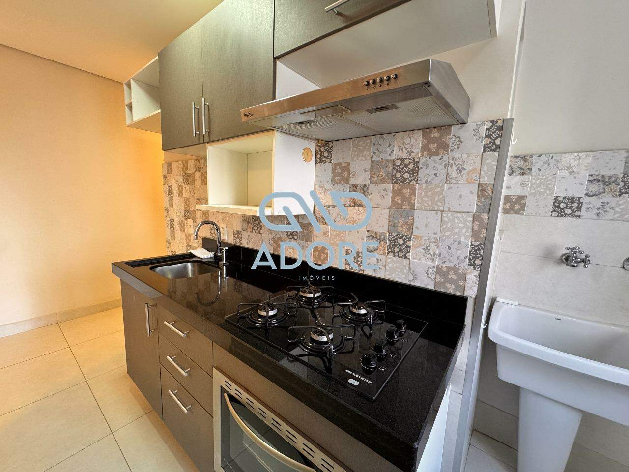 Apartamento à venda no Edifício Jardim dos Taperás: 