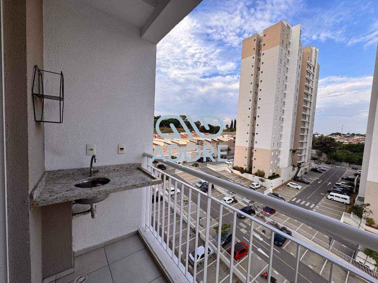 Apartamento à venda no Edifício Jardim dos Taperás: 