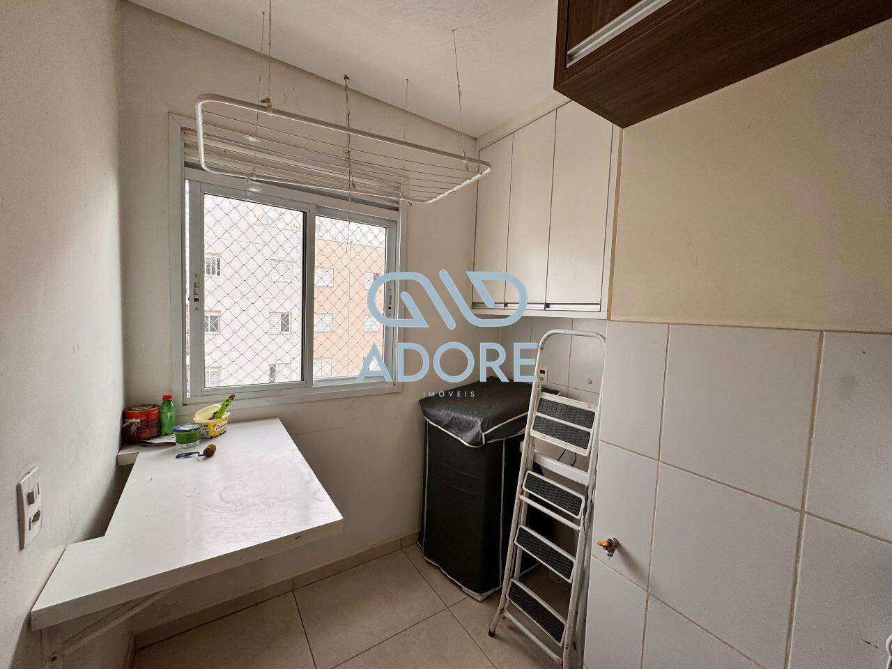 Apartamento para aluguel no Edifício Jardim dos Taperás: 
