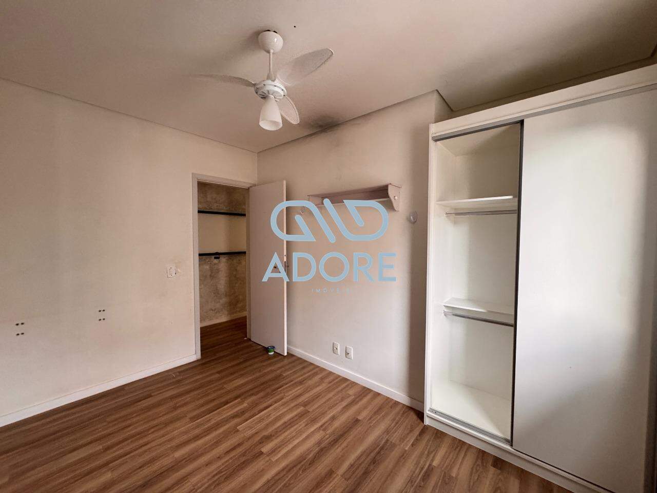 Apartamento para aluguel no Edifício Jardim dos Taperás: 