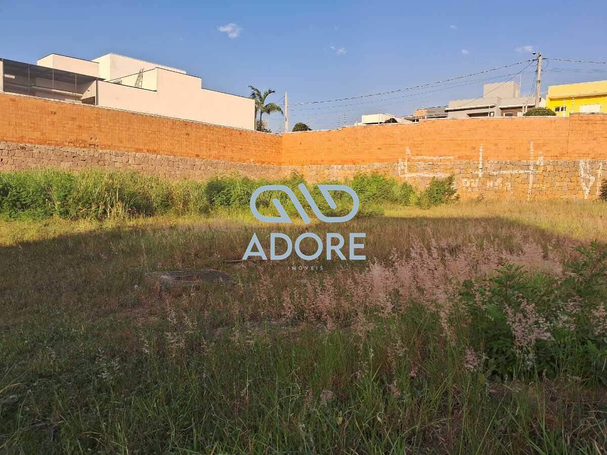 Terreno à venda no Loteamento Terras de São Pedro e São Paulo: 