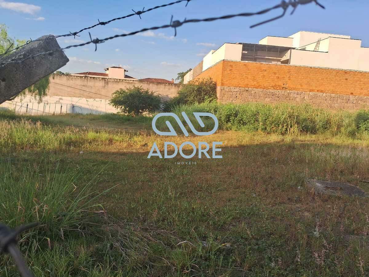 Terreno à venda no Loteamento Terras de São Pedro e São Paulo: 