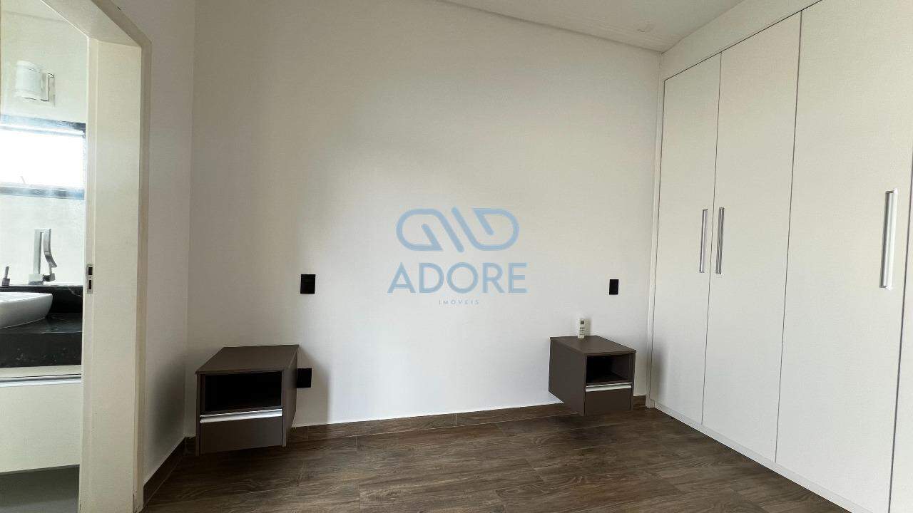 Casa de Condomínio para aluguel no Condomínio Village Moutonnée: 