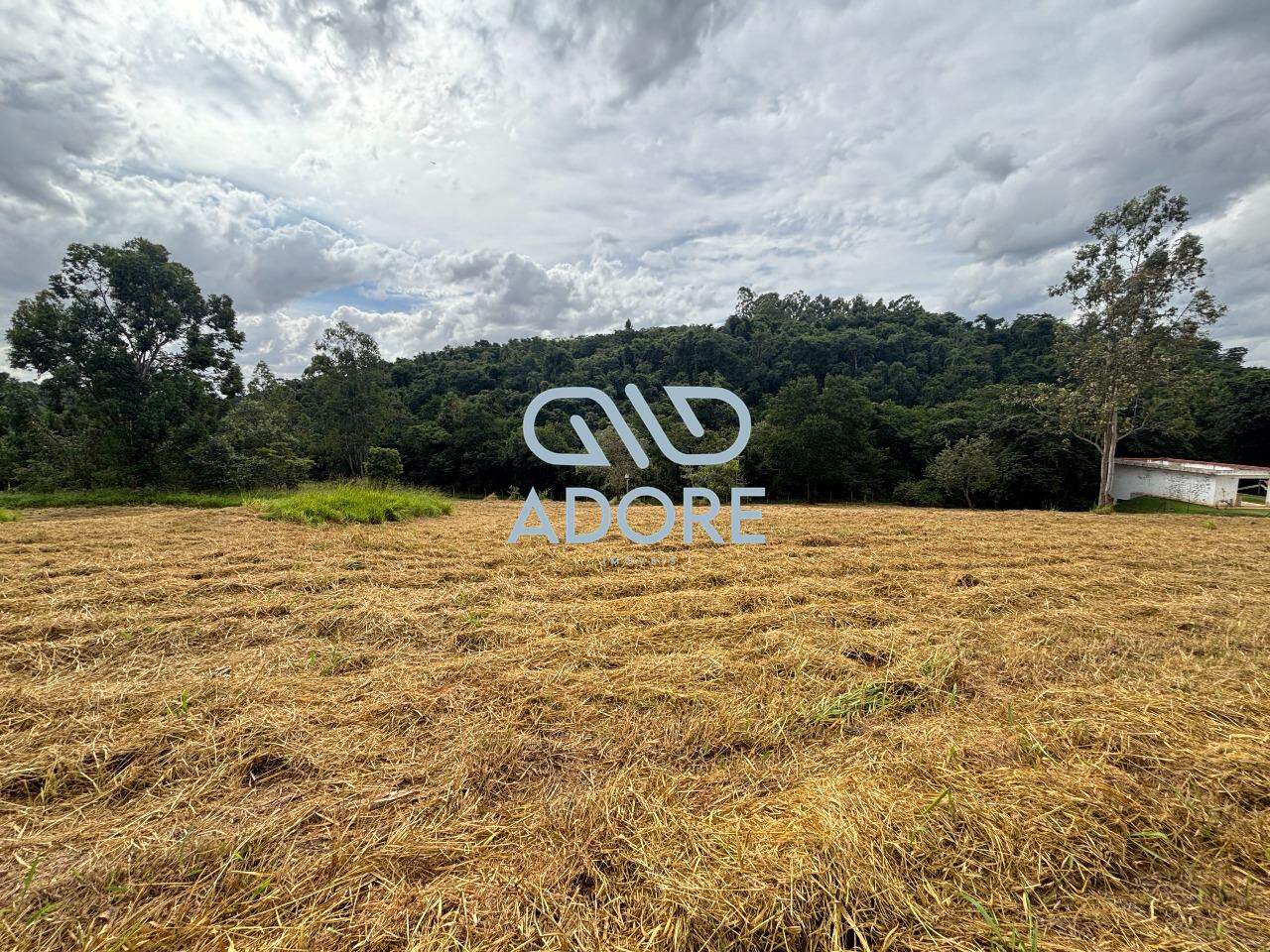 Terreno à venda no Condomínio Terras de São José II : 