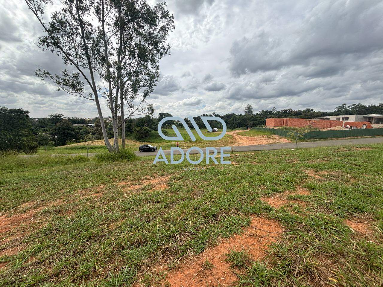 Terreno à venda no Condomínio Terras de São José II : 