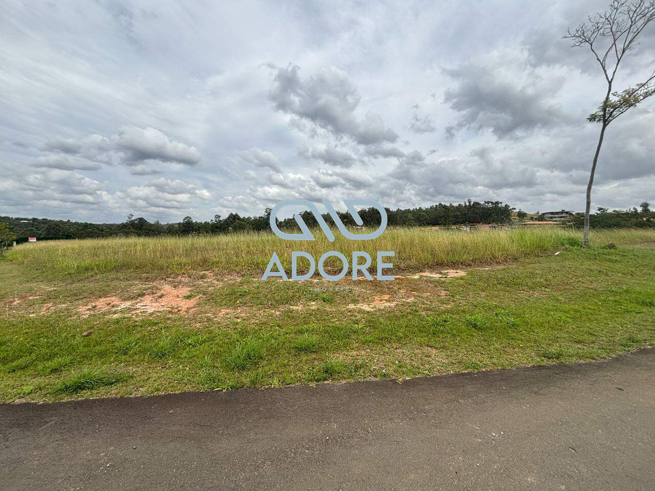 Terreno à venda no Condomínio Terras de São José II : 