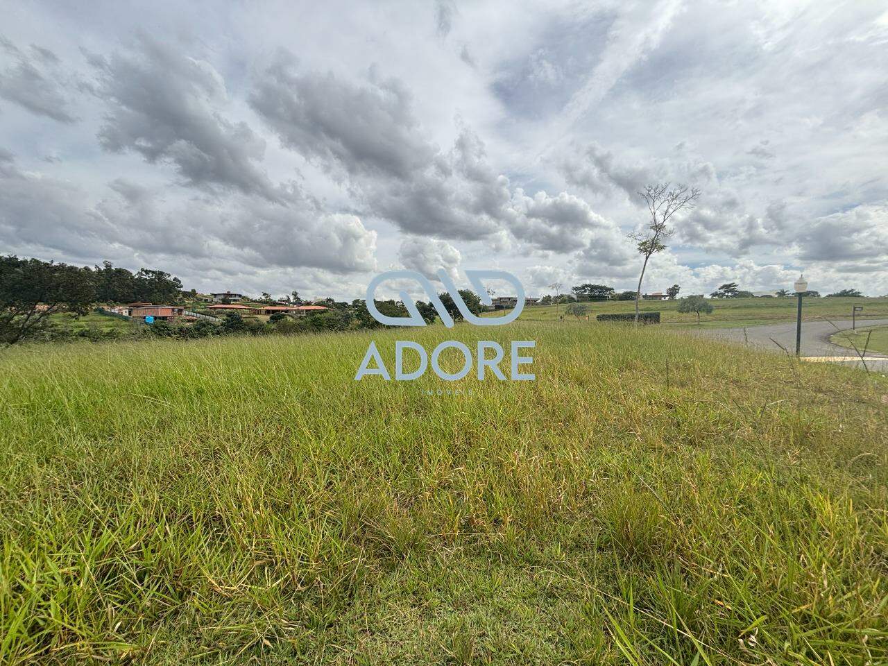 Terreno à venda no Condomínio Terras de São José II : 