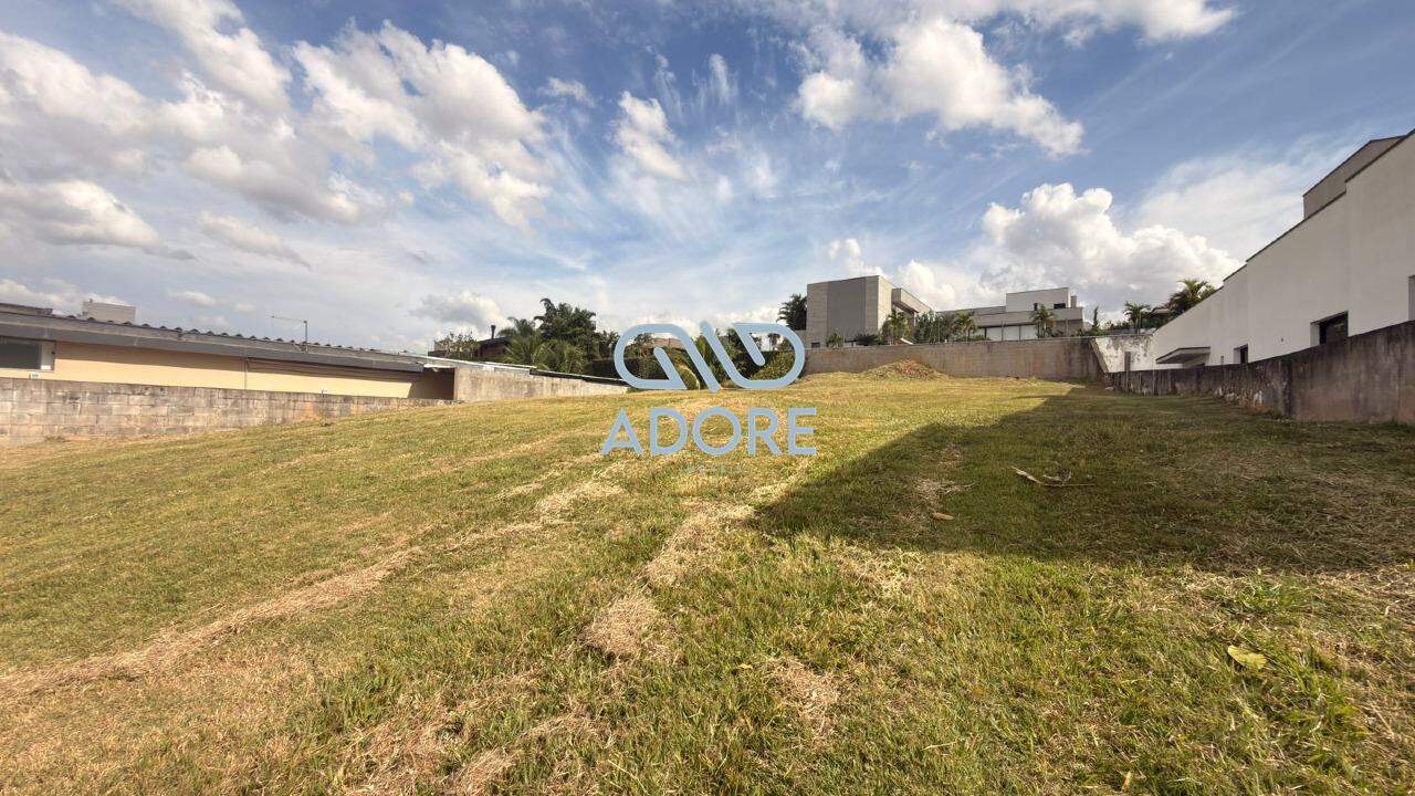 Terreno à venda no Condomínio Xapada Parque Ytu: 