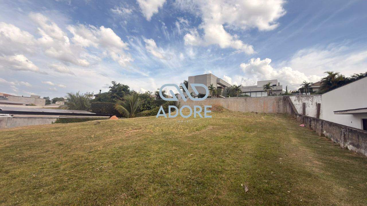 Terreno à venda no Condomínio Xapada Parque Ytu: 