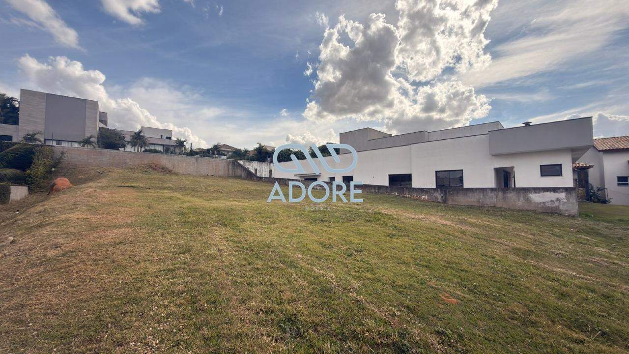 Terreno à venda no Condomínio Xapada Parque Ytu: 