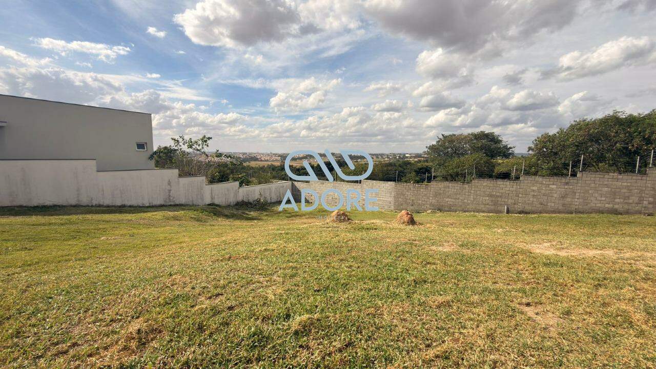 Terreno à venda no Condomínio Xapada Parque Ytu: