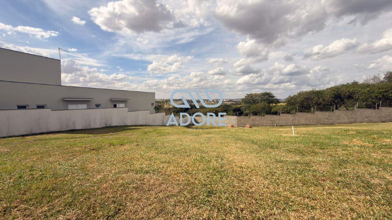 Terreno à venda no Condomínio Xapada Parque Ytu: