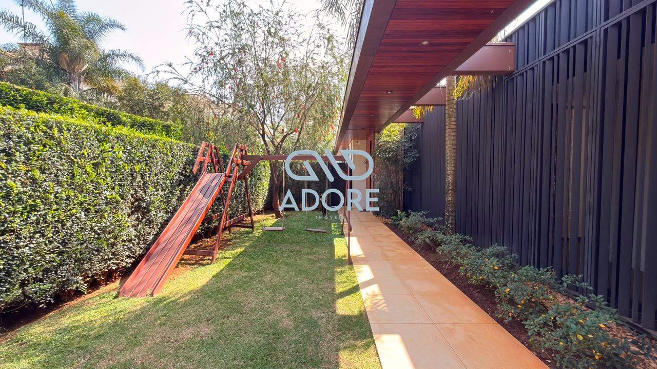 Casa de Condomínio à venda no Condomínio Plaza Athénée: 