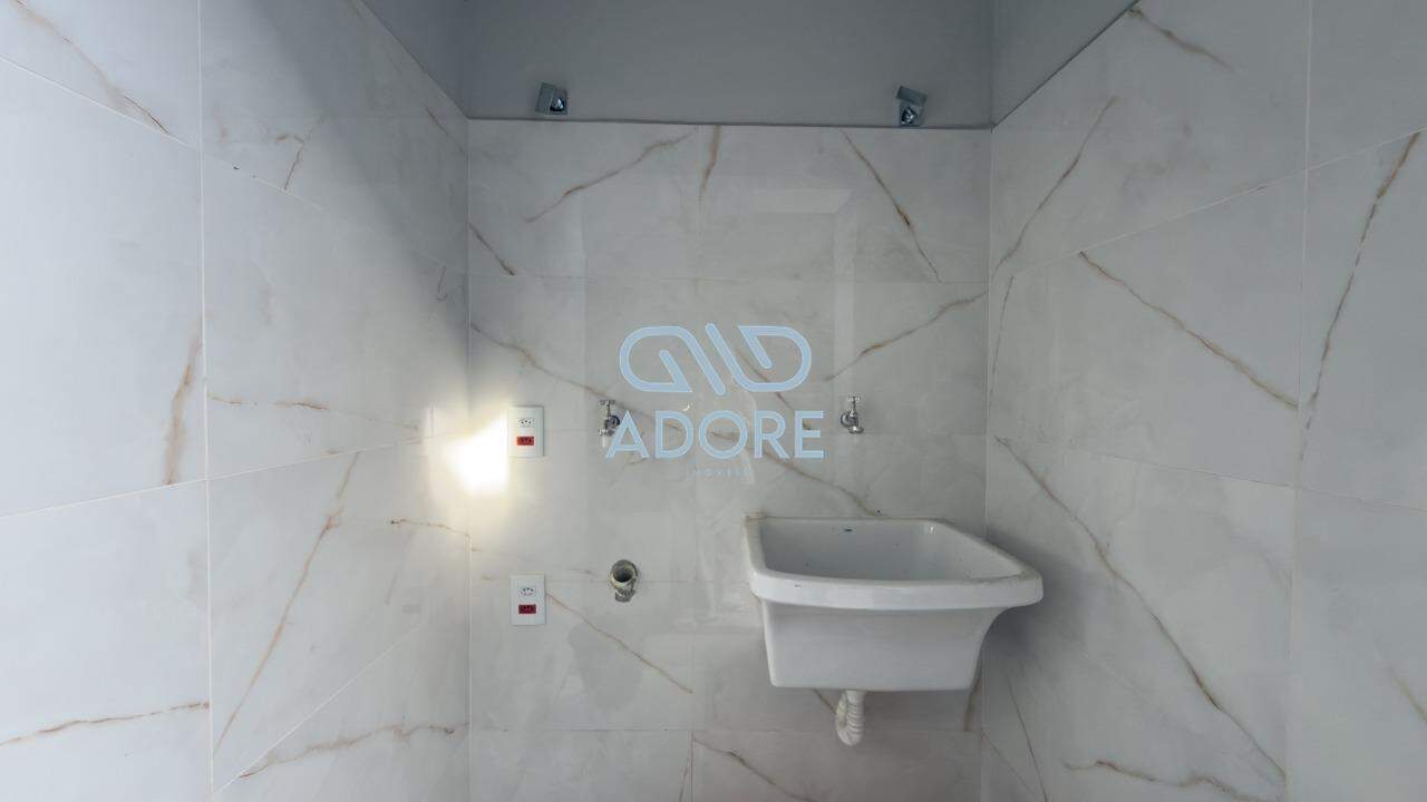 Casa de Condomínio à venda no Condomínio Village Moutonnée: 