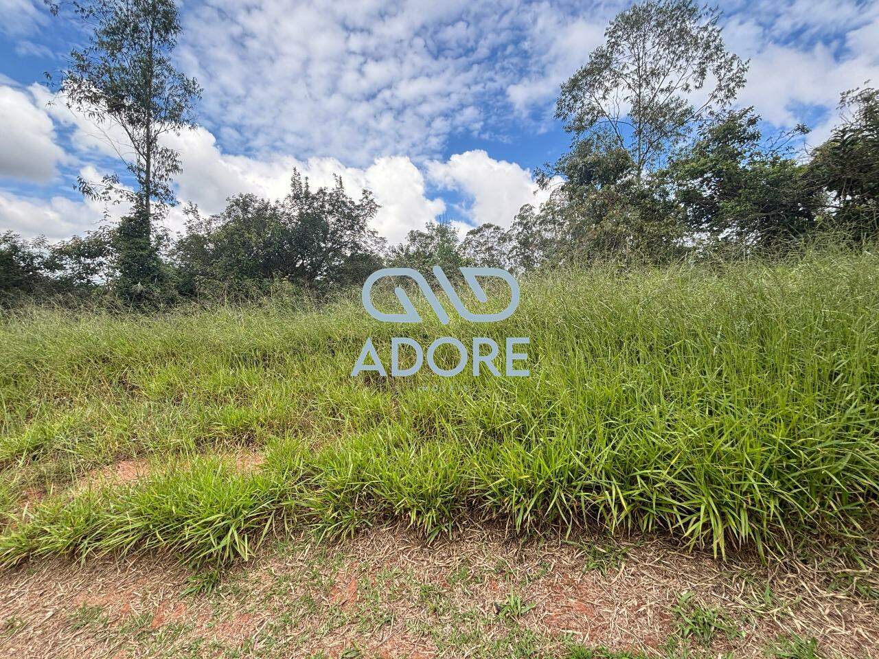 Terreno à venda no Condomínio Terras de São José II : 