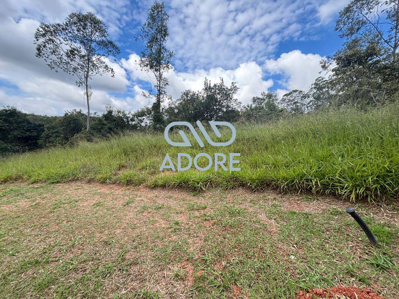 Terreno à venda no Condomínio Terras de São José II : 