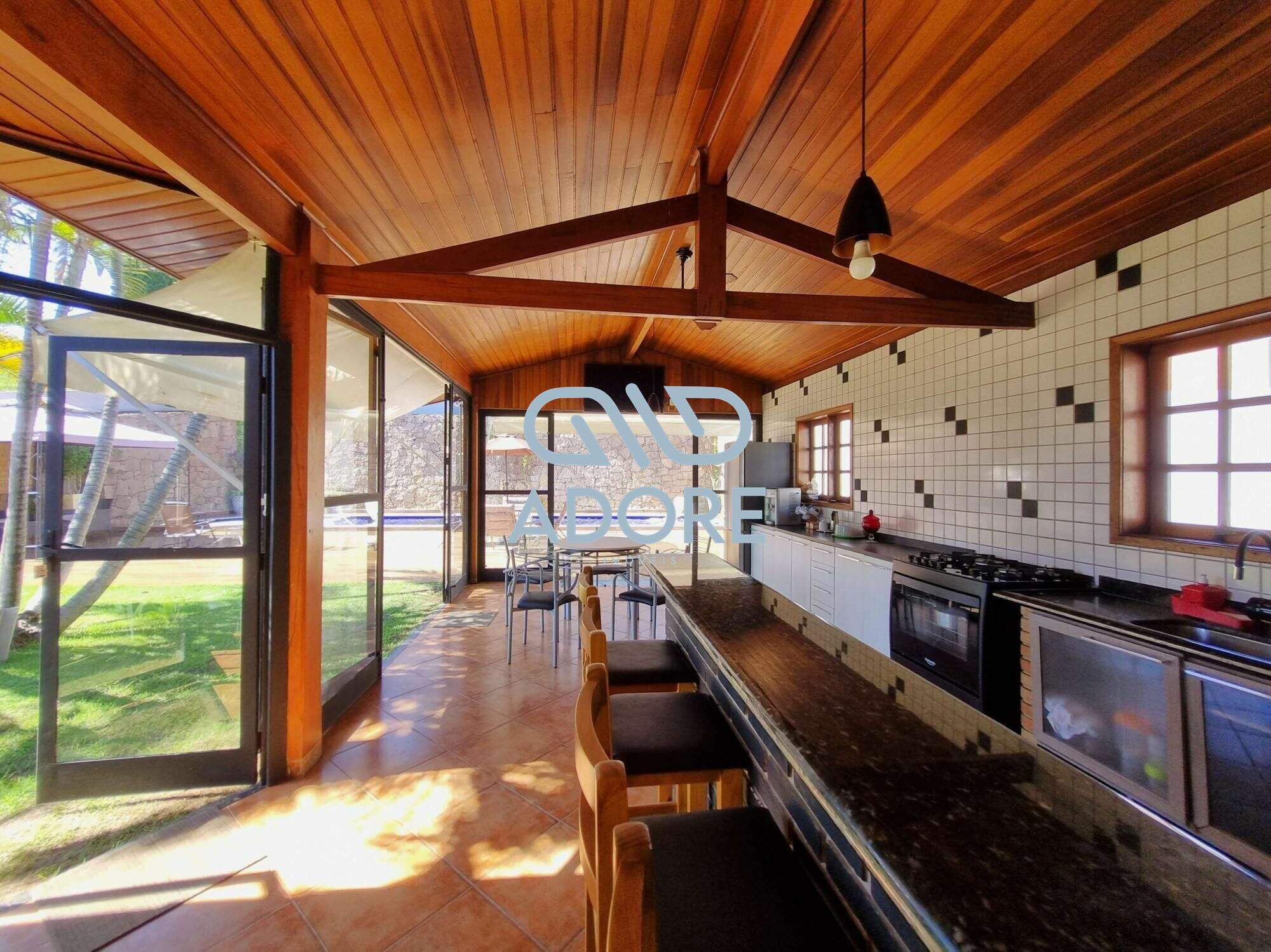 Casa de Condomínio à venda no Condomínio Campos de Santo Antônio : 