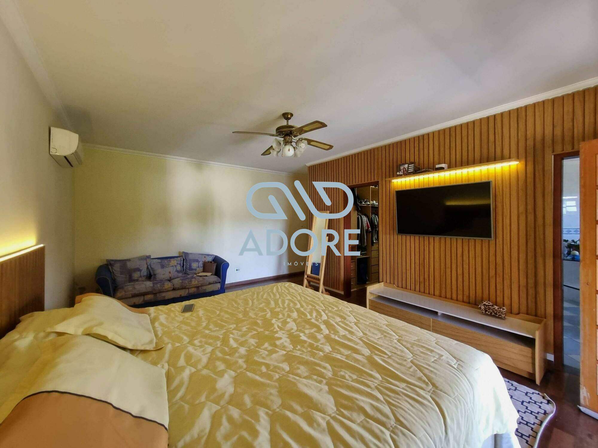 Casa de Condomínio à venda no Condomínio Campos de Santo Antônio : 