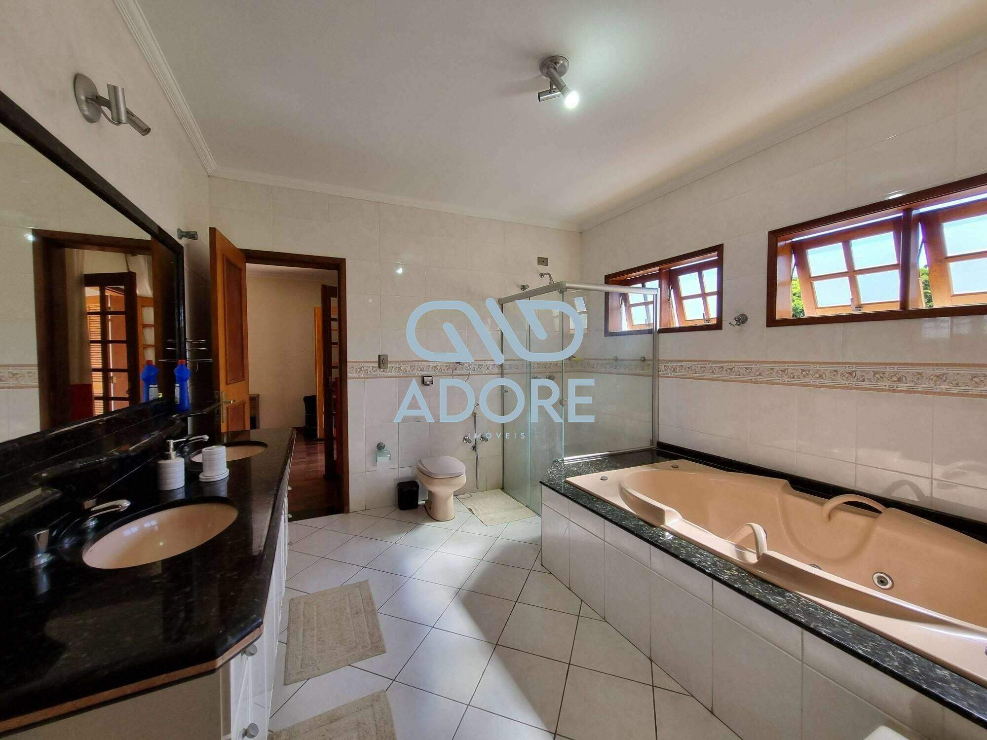 Casa de Condomínio à venda no Condomínio Campos de Santo Antônio : 