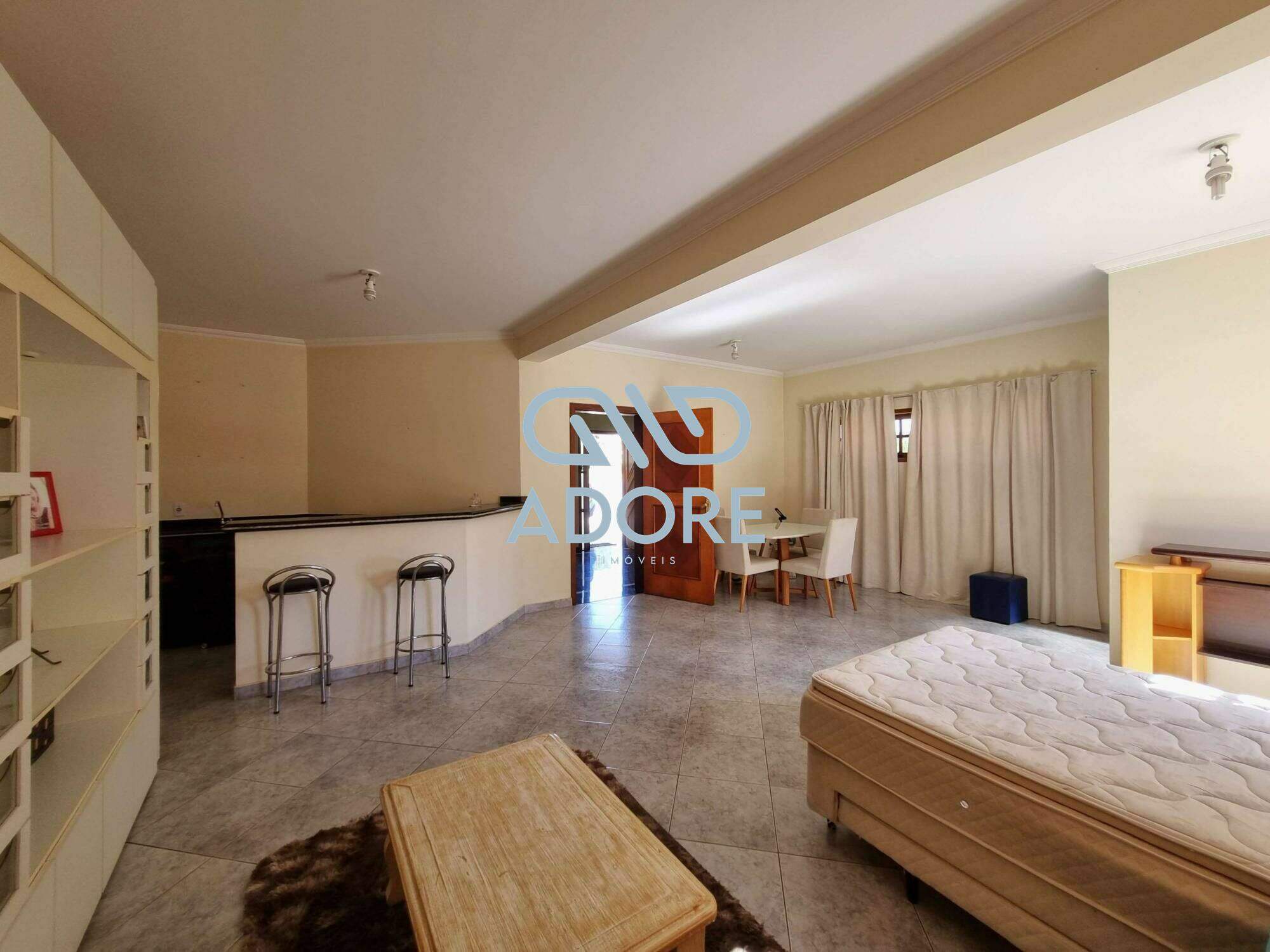 Casa de Condomínio à venda no Condomínio Campos de Santo Antônio : 