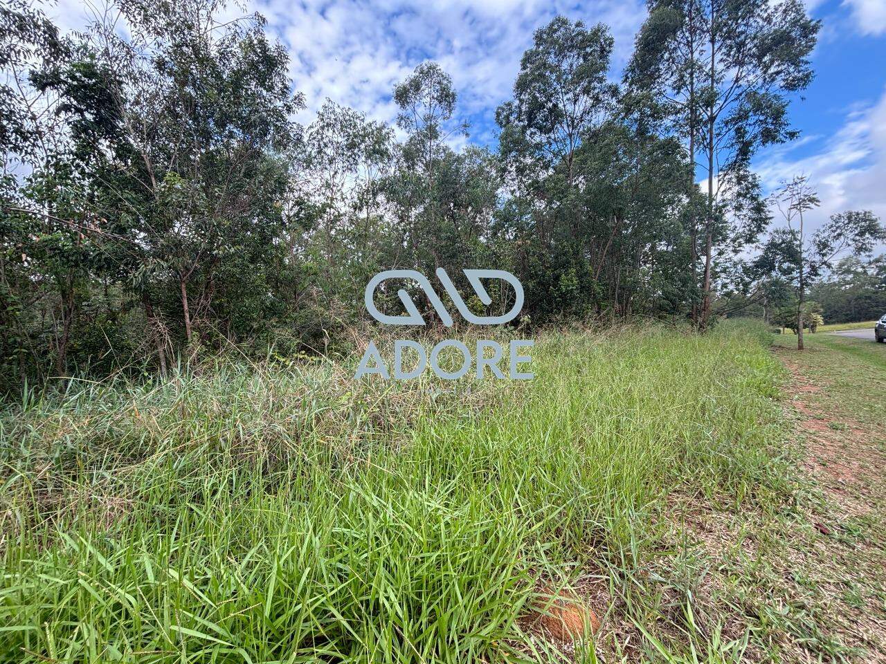 Terreno à venda no Condomínio Terras de São José II : 