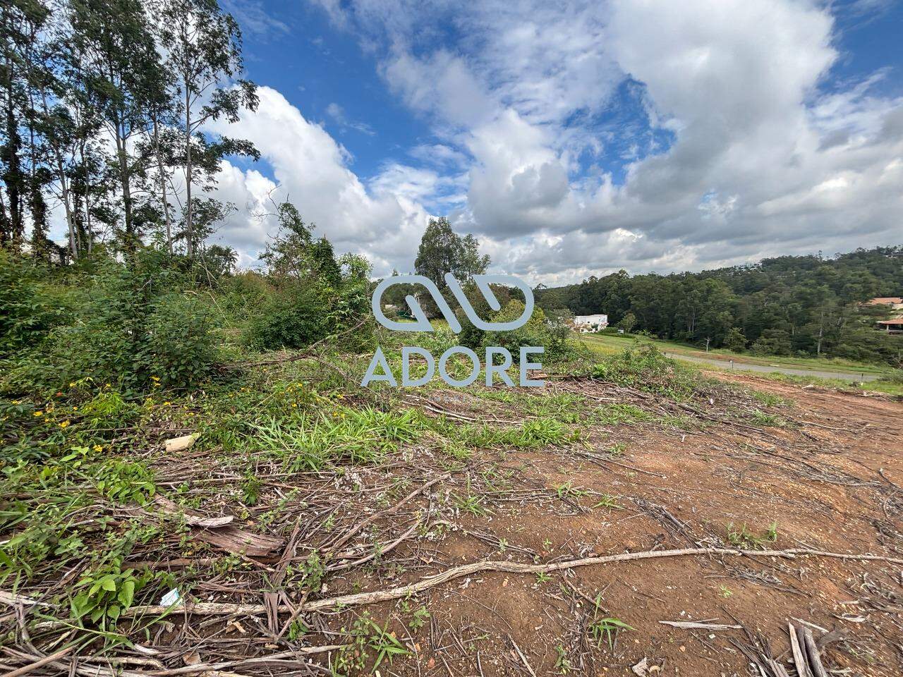 Terreno à venda no Condomínio Terras de São José II : 