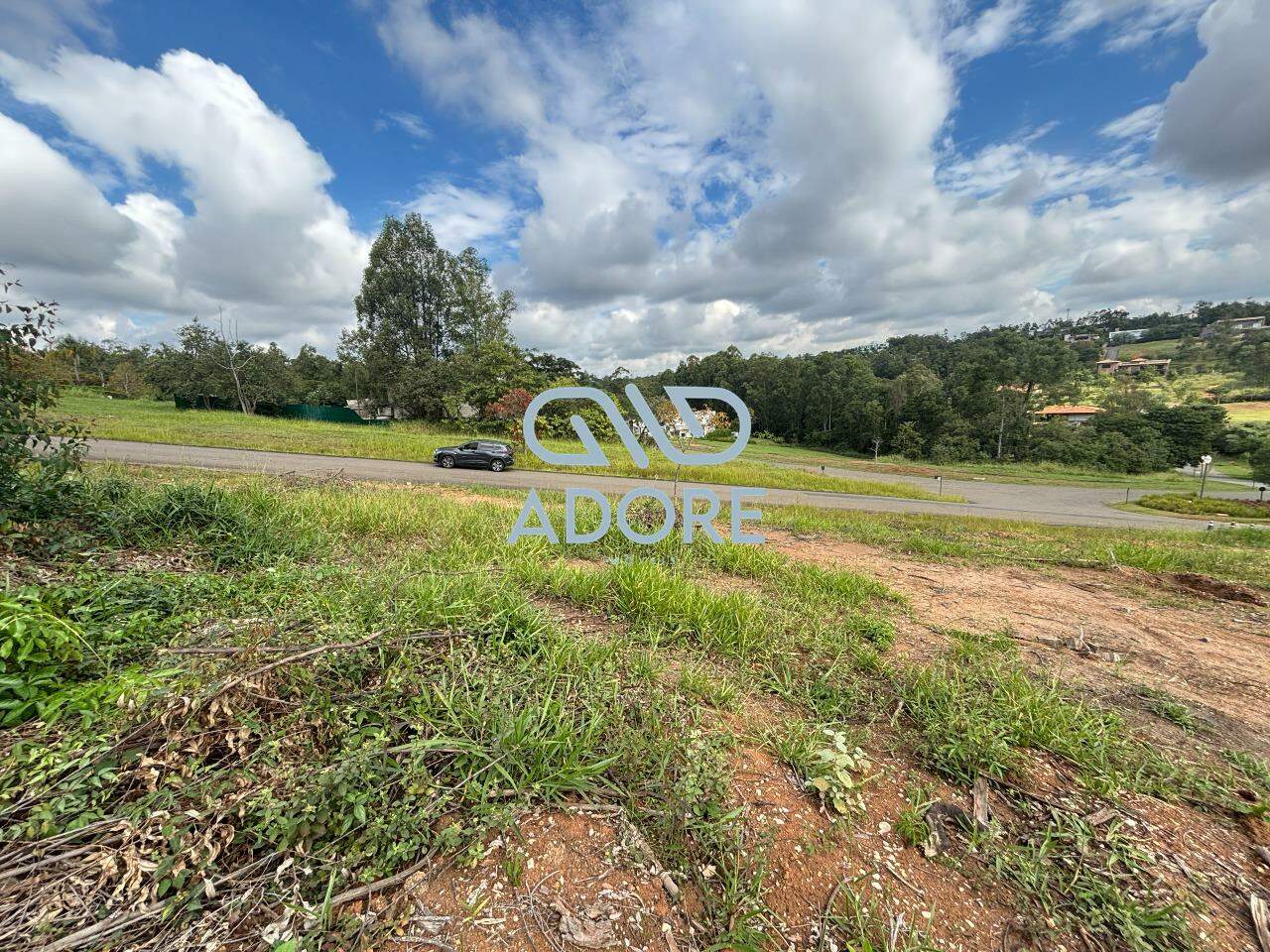 Terreno à venda no Condomínio Terras de São José II : 