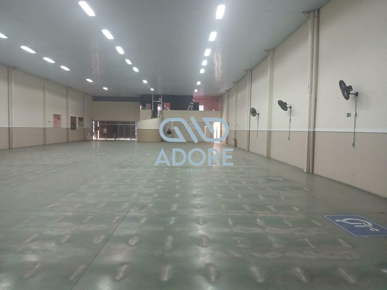 Salão comercial para aluguel no Vila Nova: 