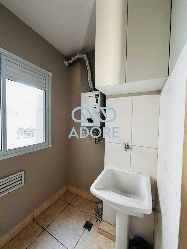 Apartamento à venda no Edifício Residencial Mariana Maria: 