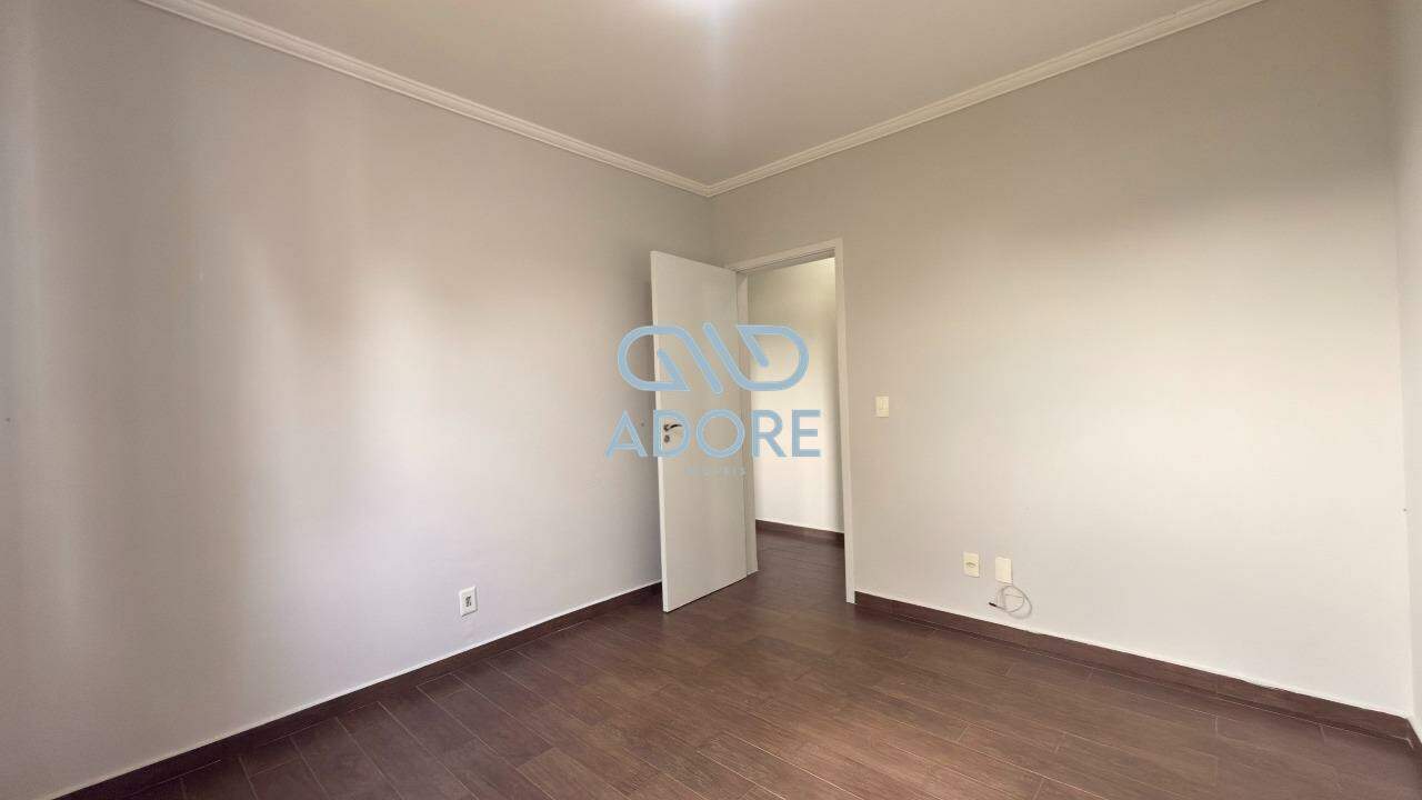 Apartamento à venda no Edifício Residencial Madri: 