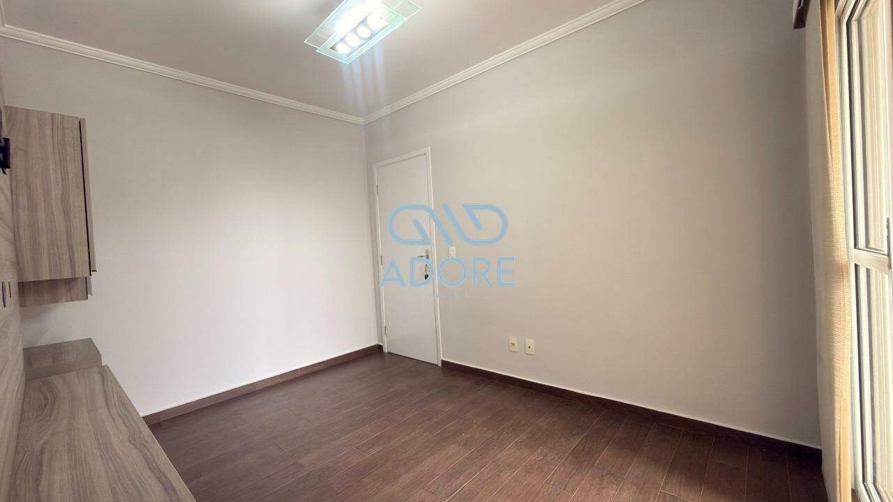 Apartamento à venda no Edifício Residencial Madri: 