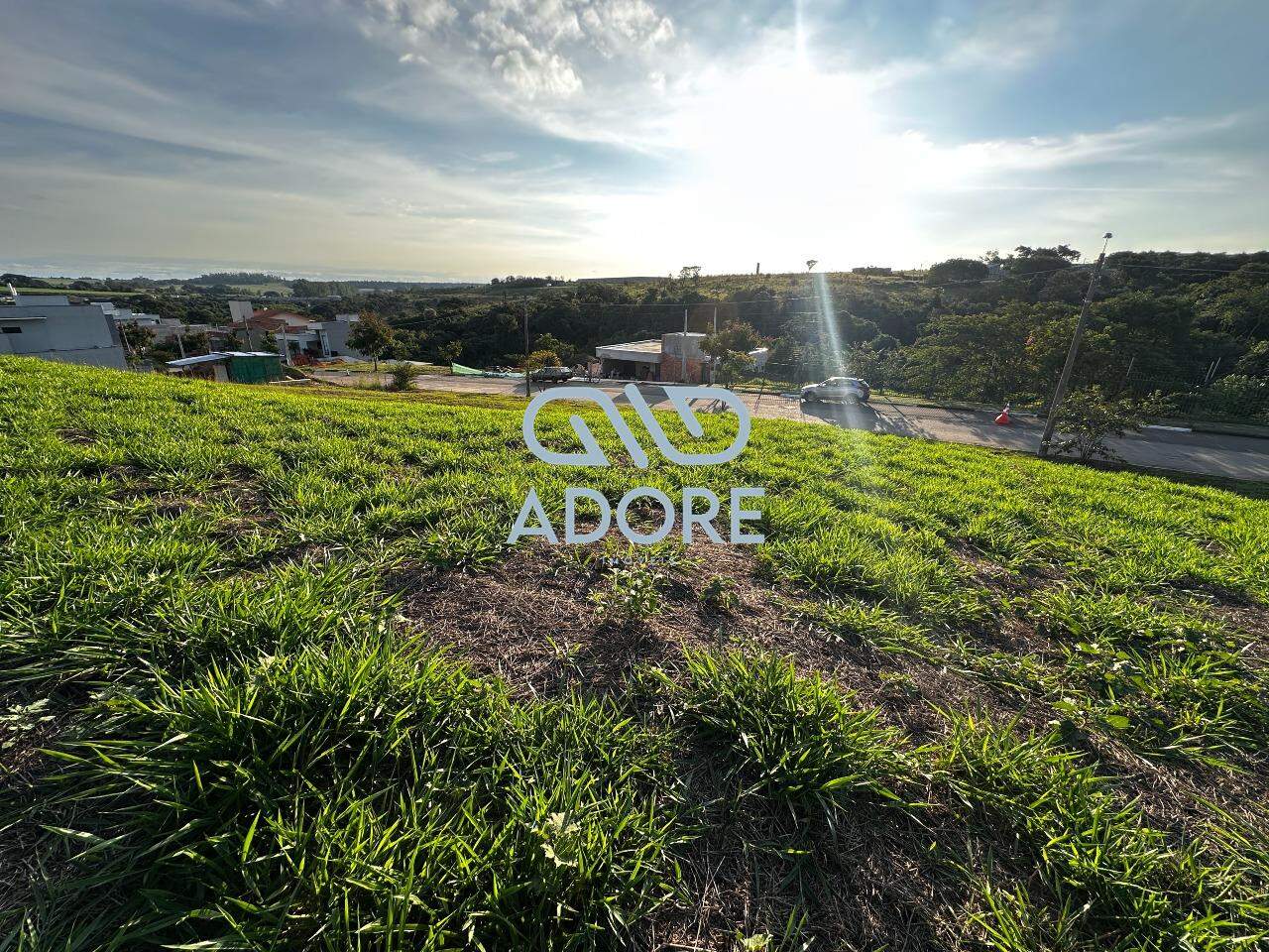 Terreno à venda no Condomínio Mirante dos Ipês: 