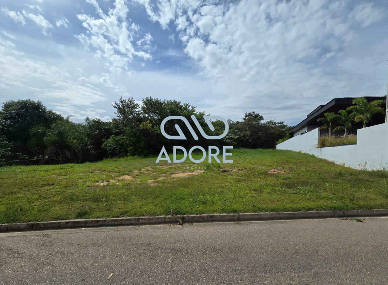 Terreno à venda no Condomínio Portal dos Bandeirantes: 