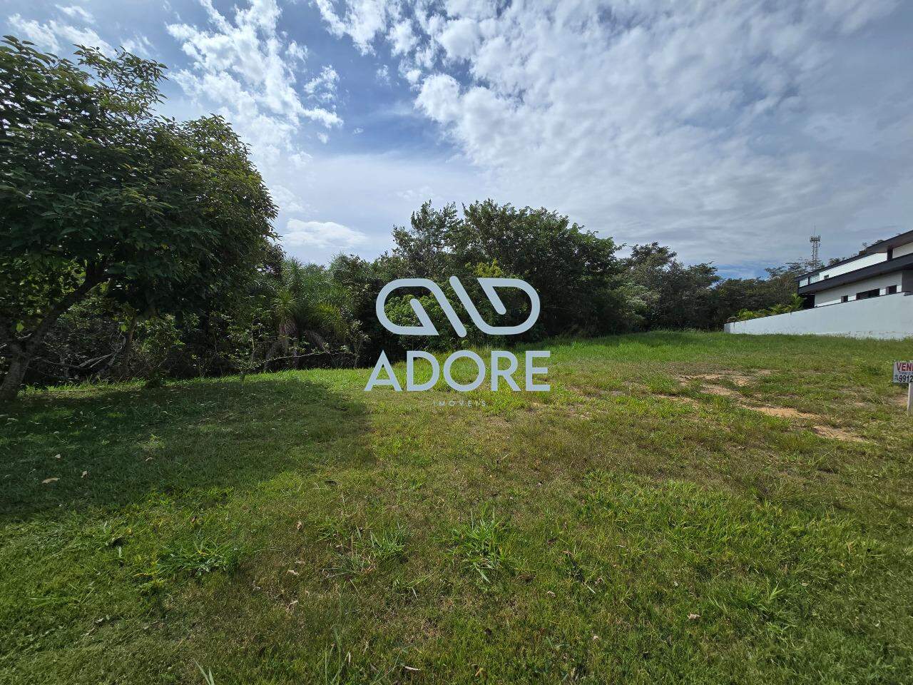 Terreno à venda no Condomínio Portal dos Bandeirantes: 