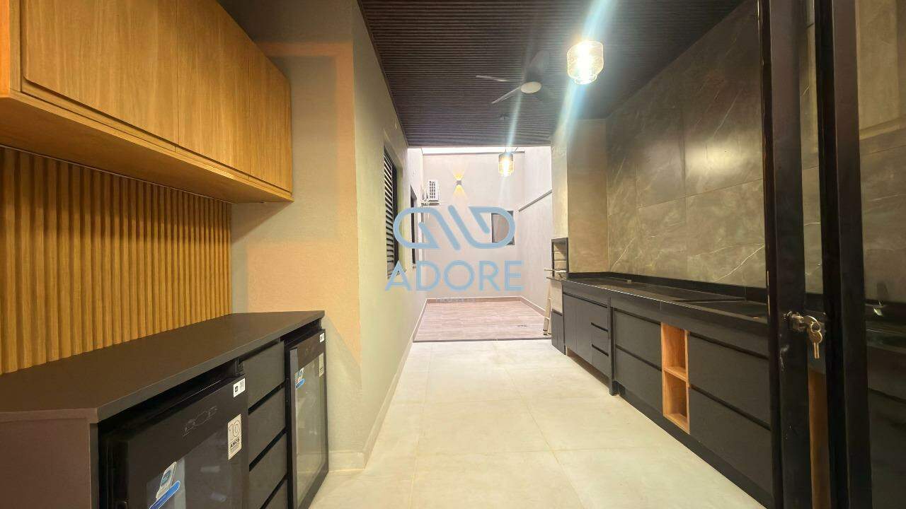 Casa de Condomínio à venda no Condomínio Village Moutonnée: 