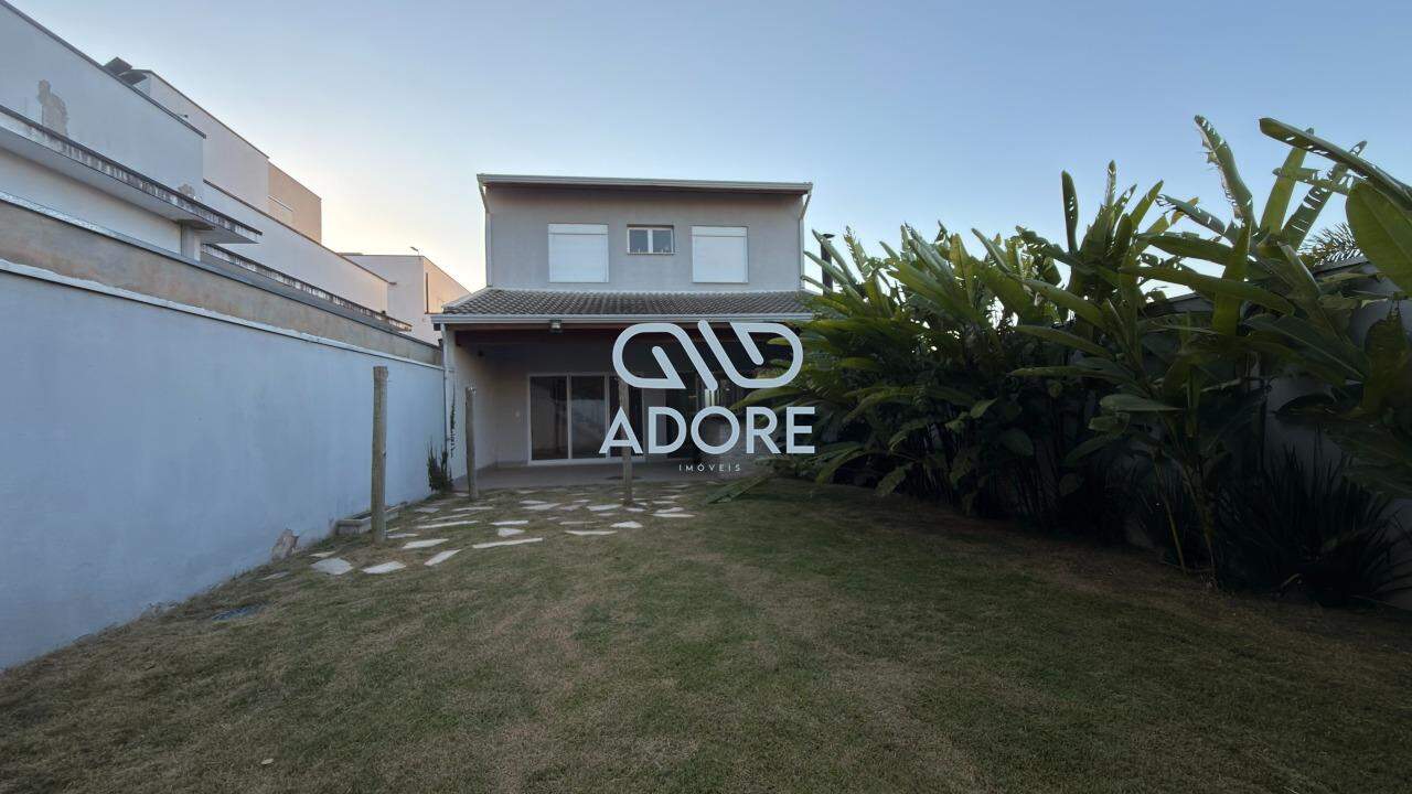 Casa de Condomínio à venda no Village Moutonnée: 
