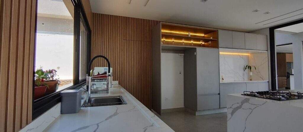 Casa de Condomínio à venda no Condomínio Campos de Santo Antônio II: 