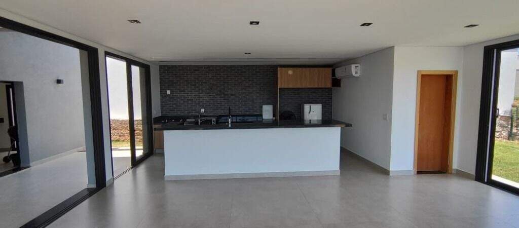 Casa de Condomínio à venda no Condomínio Campos de Santo Antônio II: 