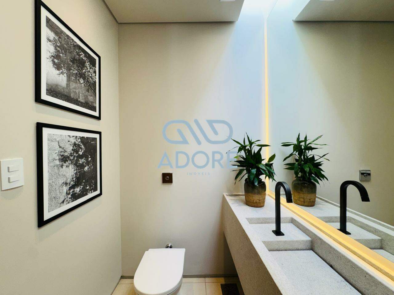Casa de Condomínio à venda no Condomínio Villas do Golfe: 
