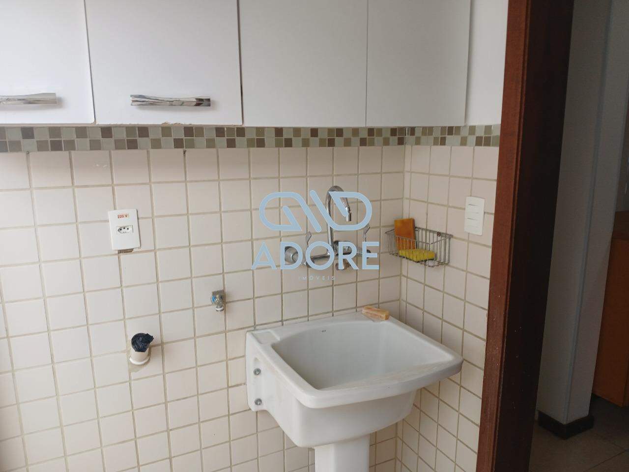 Casa de Condomínio para aluguel no Condomínio Ilha das Aguas: 