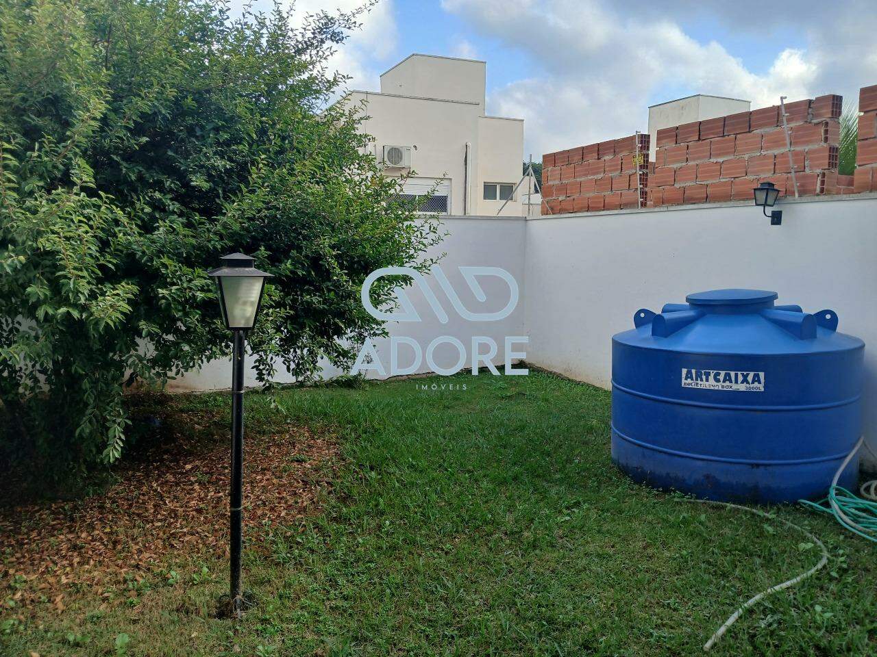 Casa de Condomínio para aluguel no Condomínio Ilha das Aguas: 