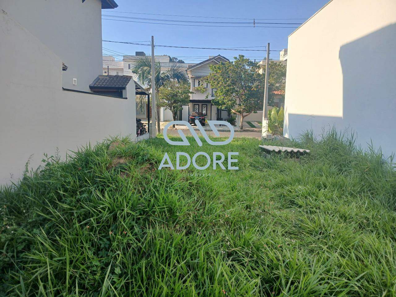 Terreno à venda no Condomínio Ilha das Aguas: 