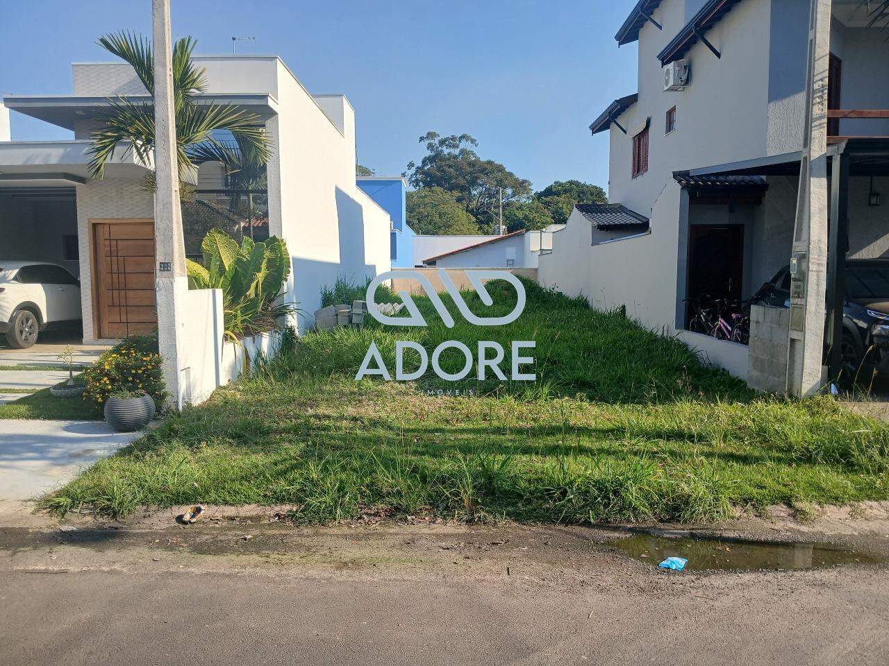 Terreno à venda no Condomínio Ilha das Aguas: 