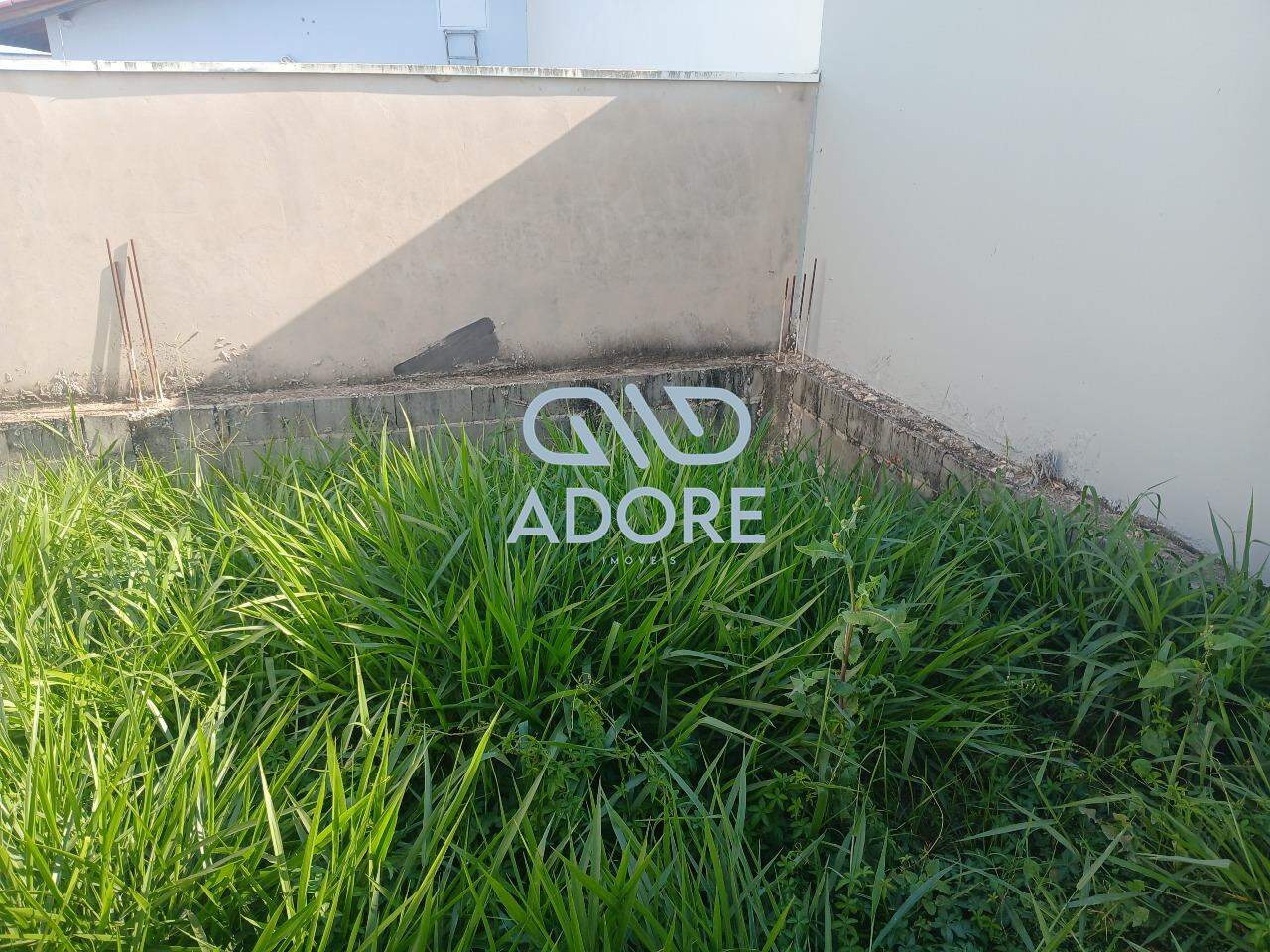 Terreno à venda no Condomínio Ilha das Aguas: 