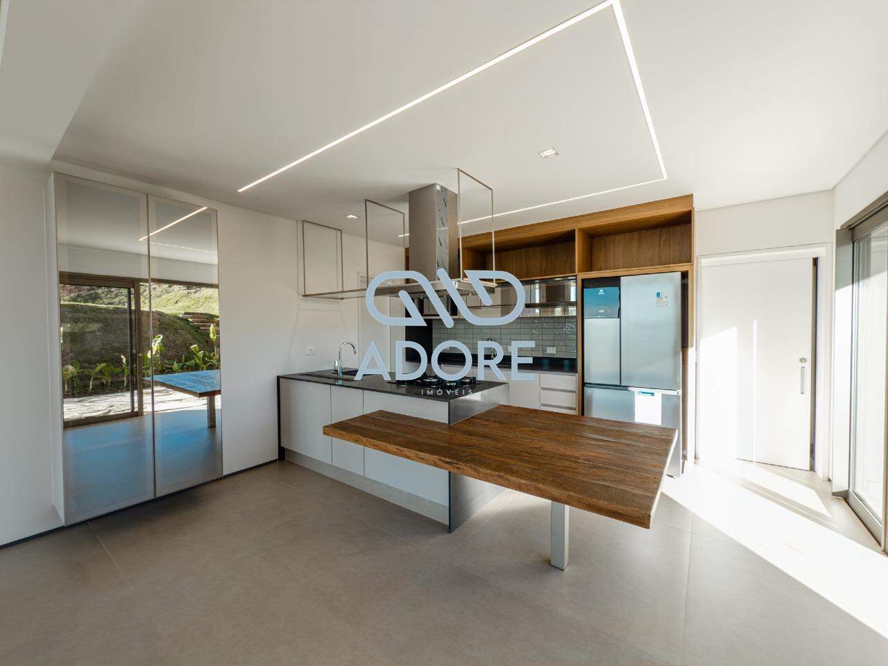 Casa de Condomínio à venda no Condomínio Campos de Santo Antônio II: 