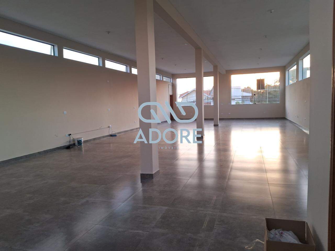 Salão comercial para aluguel no Jardim Celani: 