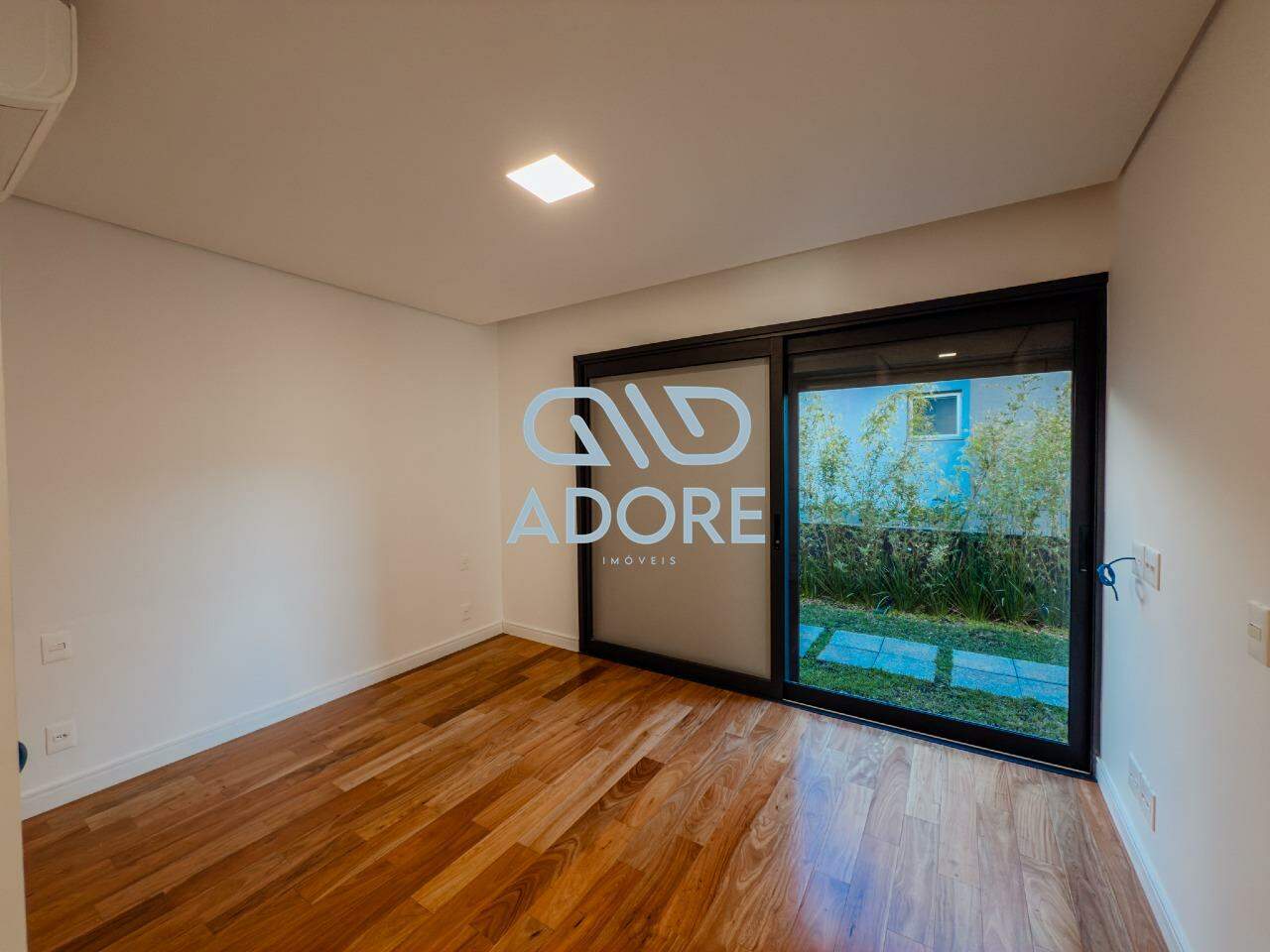 Casa de Condomínio à venda no Condomínio Campos de Santo Antônio II: 