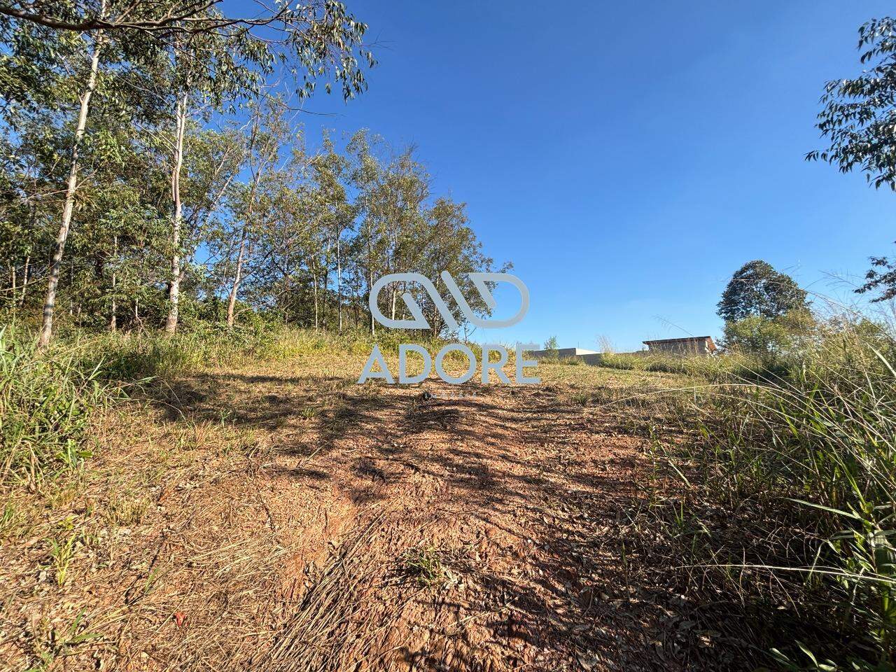 Terreno à venda no Condomínio Terras de São José II : 