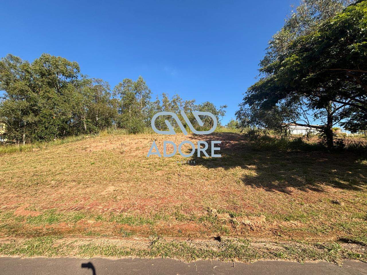 Terreno à venda no Condomínio Terras de São José II : 
